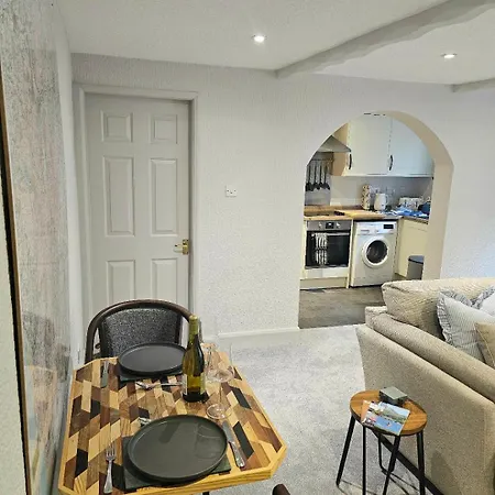 Last Yan - Stylish Ambleside