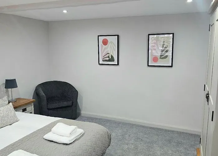 Last Yan - Stylish * Ambleside